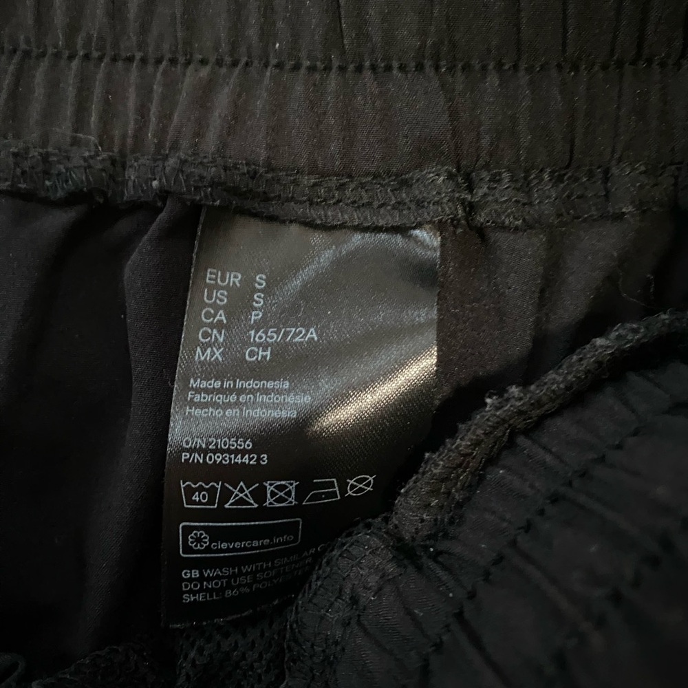 H&M Pants - Picture 5 of 5